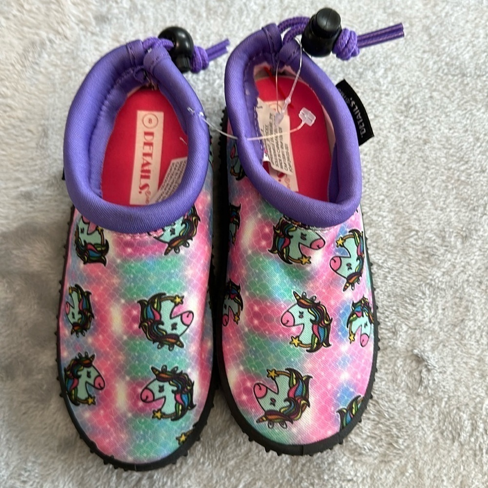 ⭐️ Details - NWT - Unicorn water shoes. Size 8